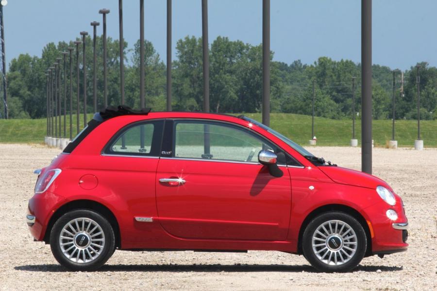  Fiat 500C 2012 года  (фото 48 из 98)